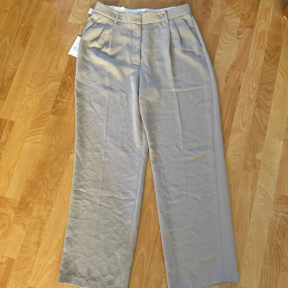 NWT Aritzia The Effortless Pant Crepette